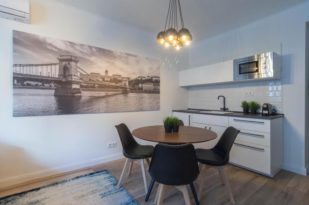 Standard Apartment By Hi5 - Madach — Fotók 2